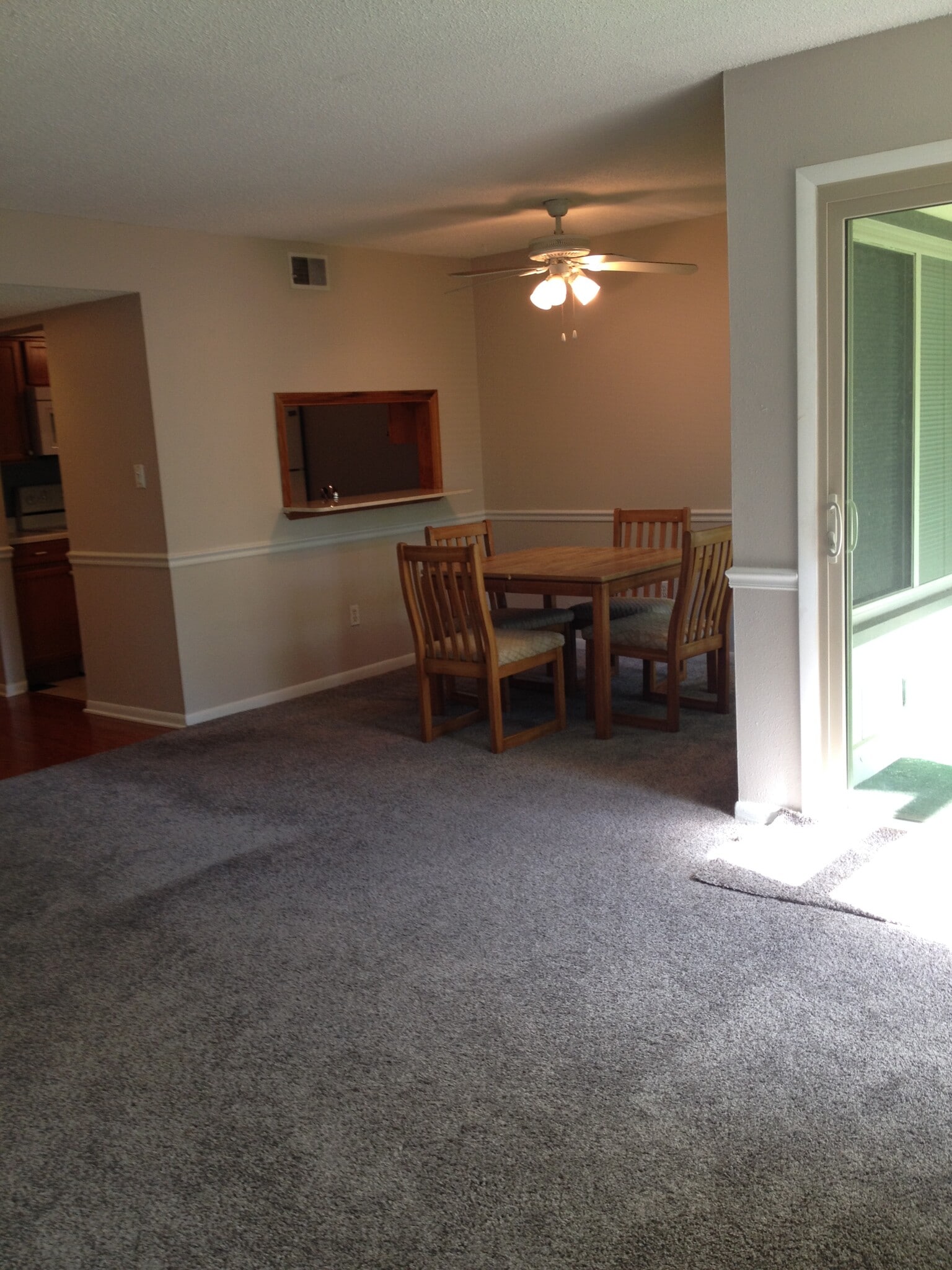 Building Photo - 1477 Cliff Ct