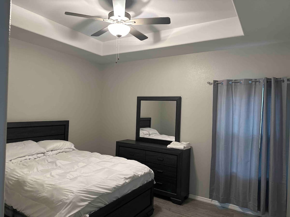 2nd Bedroom - 5106 N Winona Dr