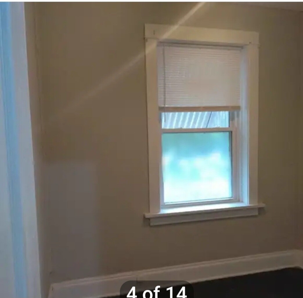 Building Photo - 3723 Meramec St