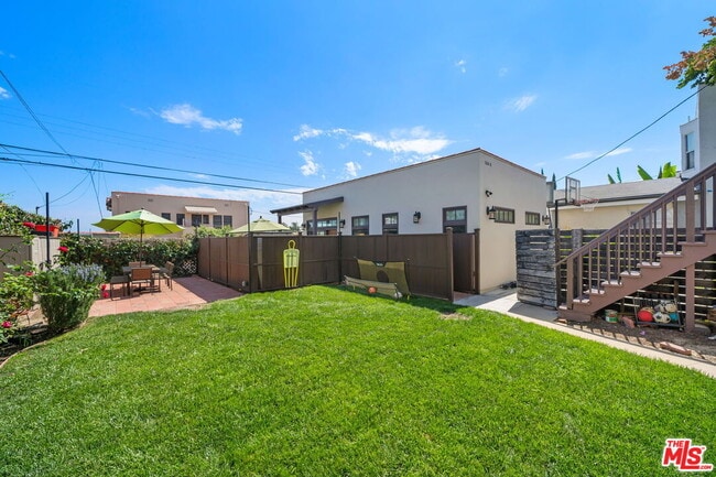 Building Photo - 1556 S Ogden Dr