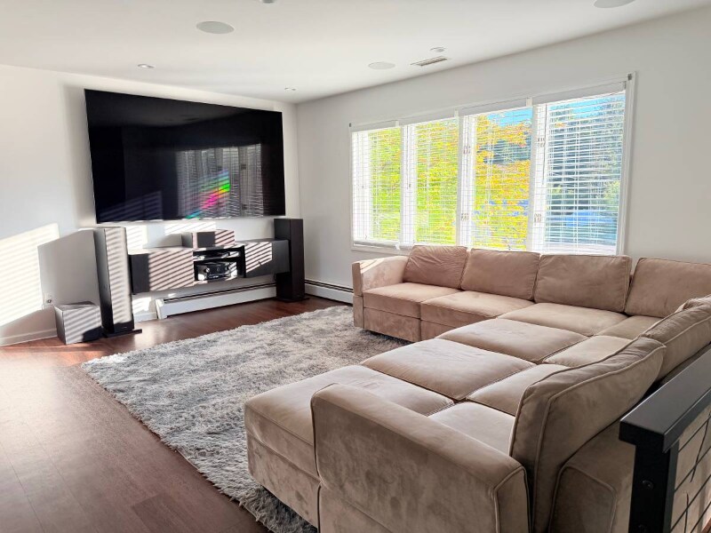 Building Photo - 43 Duel Dr