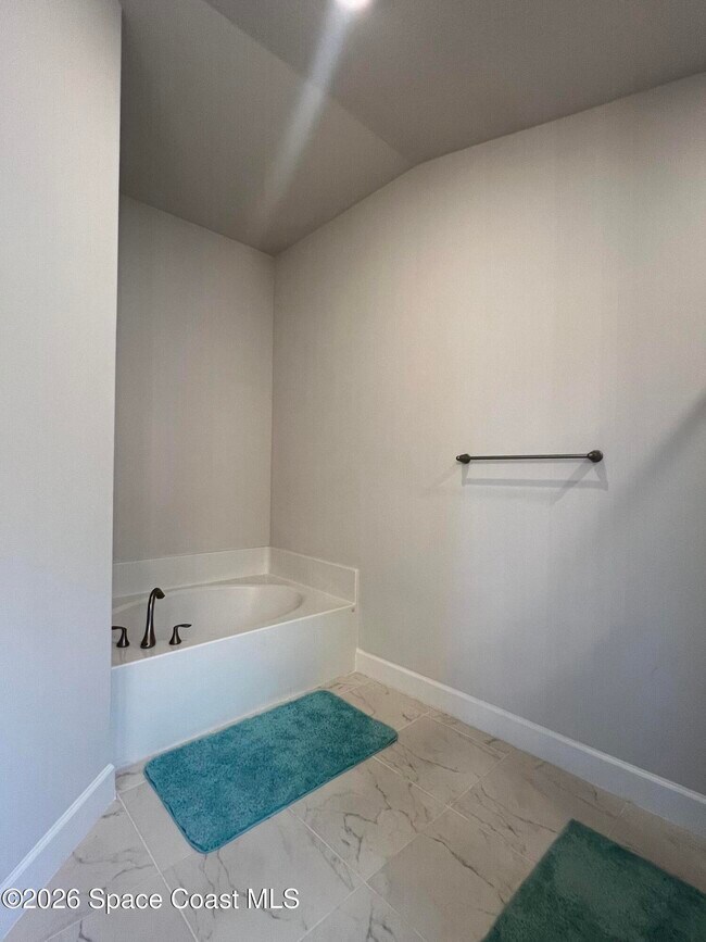 Building Photo - 1843 Middlebury Drive