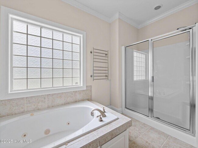 Building Photo - 541 Park Meadows Dr