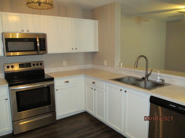 Building Photo - 144 Bertram Dr