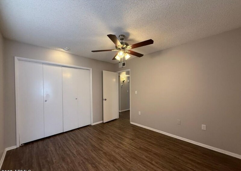 Building Photo - 11189 W Cameo Dr
