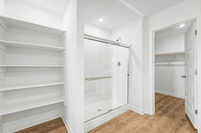Building Photo - 3101 Laredo Ln