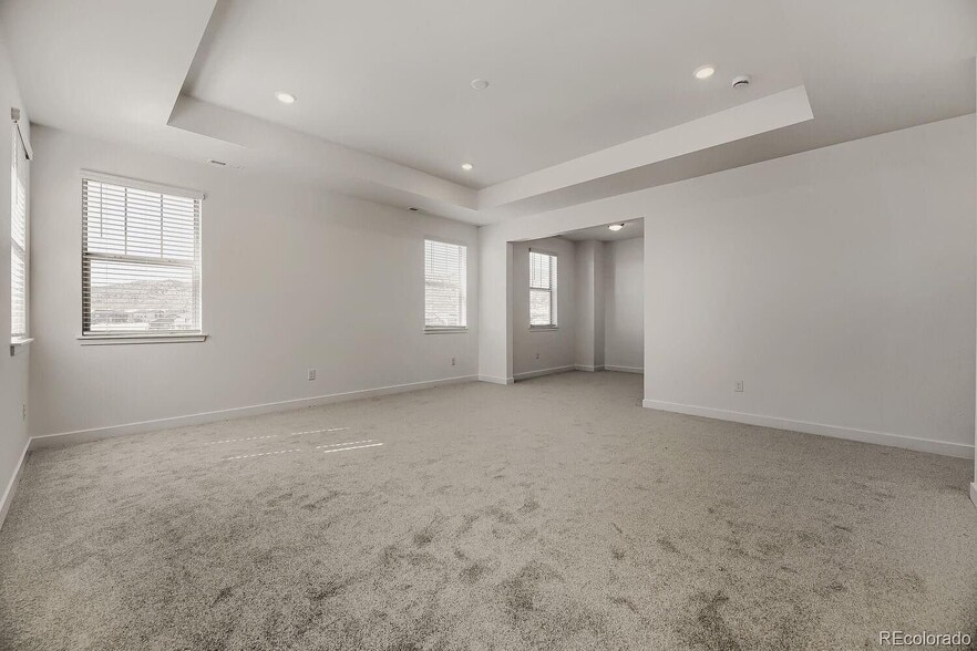 Building Photo - 15402 W Dequesne Ave