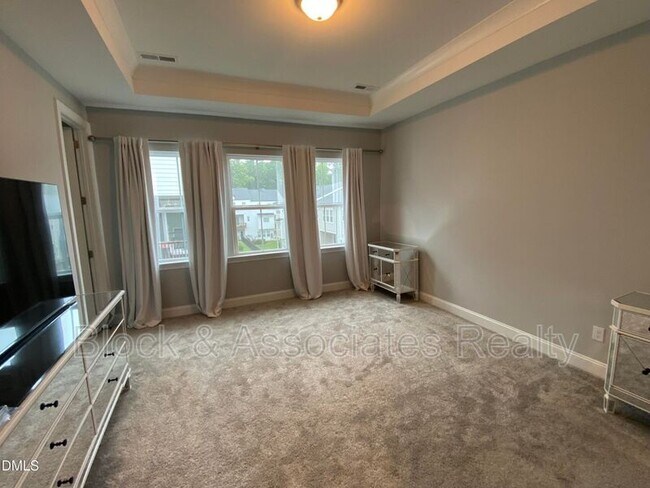 Building Photo - 806 Grafton Peak Ln