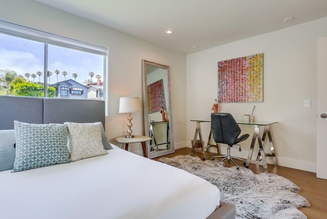 Building Photo - Luxury Furnished Home La Jolla with Ocean Views