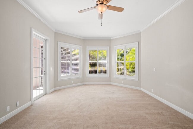 Building Photo - 3-Bedroom + Den in Livingston Woods. Optional 2nd House Available on 2.5 Acre Property!