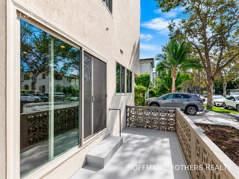 Building Photo - 8730 Charleville Blvd