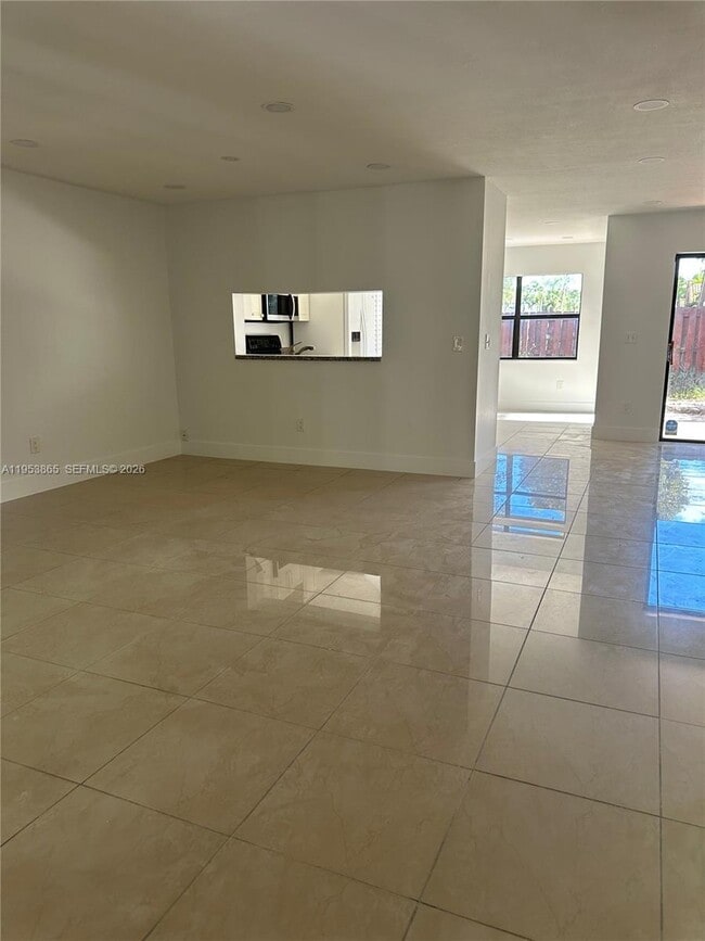 Building Photo - 8909 SW 113th Pl Cir W