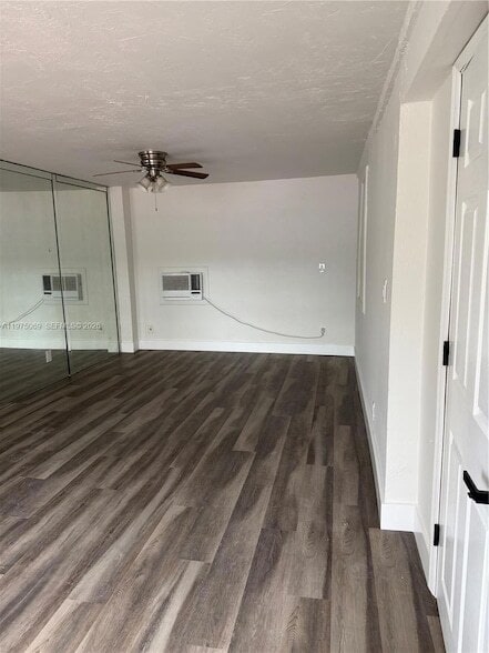 Building Photo - 1325 NW 124th St