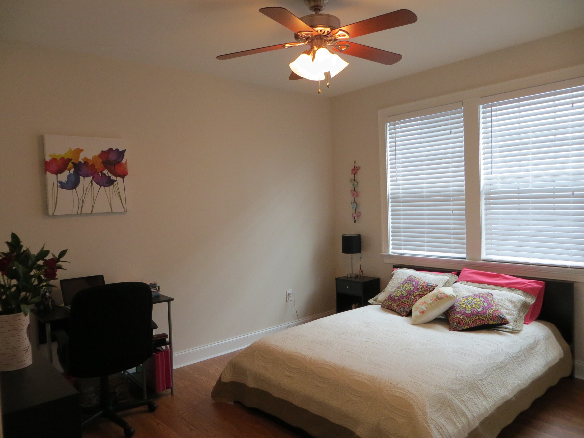 Building Photo - 5529 Willow St