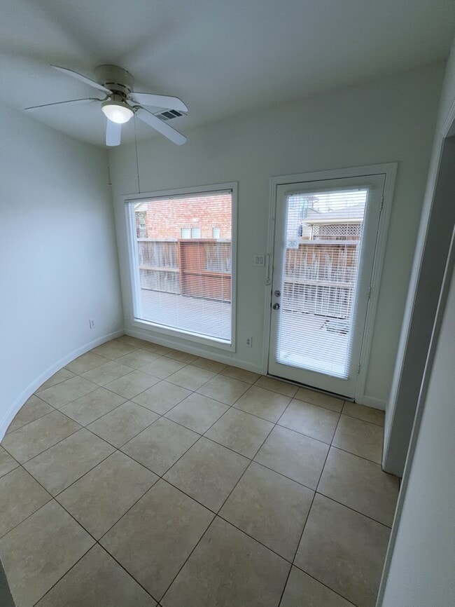 Building Photo - 11854 Taylorcrest Rd