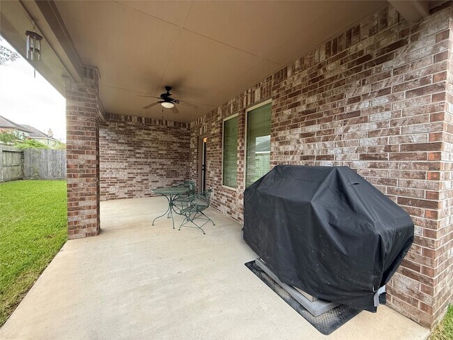 Building Photo - 24311 Piazza Dr