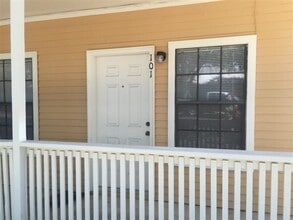 Building Photo - 619 W 37th St