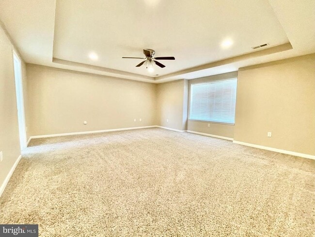 Building Photo - 307 S Marshview Terrace