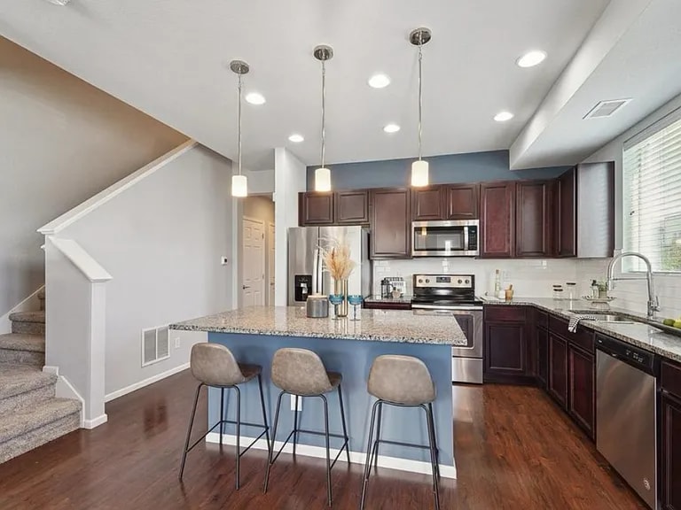 Building Photo - 16131 Warner Pl