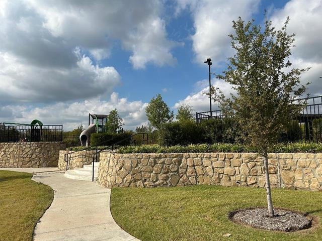 Building Photo - 520 Midnight Oak Dr