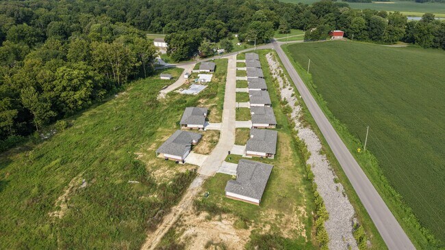 Building Photo - 249 Oak Grove Cir