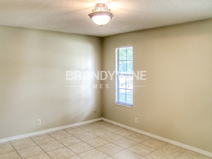 Building Photo - 8155 Crosswind Rd