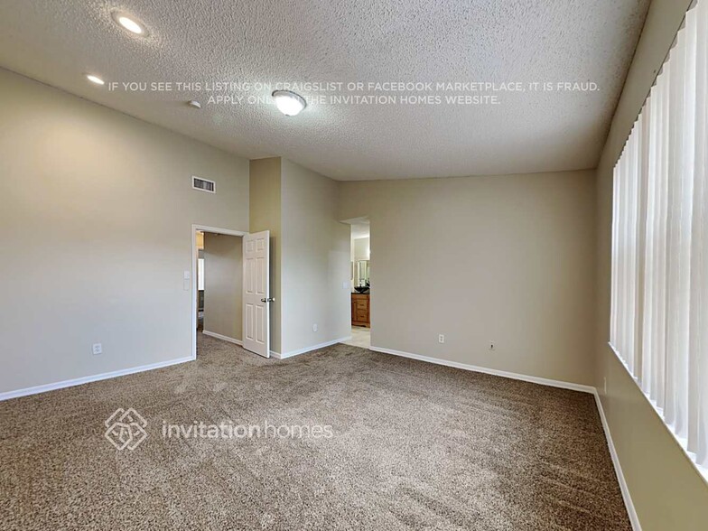 Building Photo - 14001 Richwood Pl
