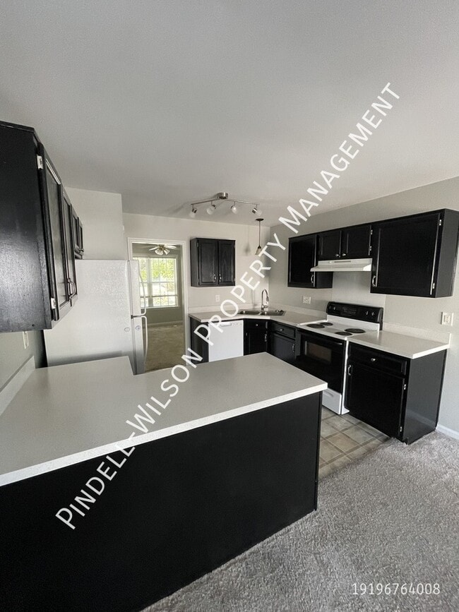 Building Photo - 207 Highgate Cir