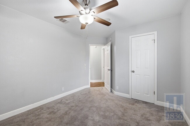 Building Photo - 8507 Jilbur Dr