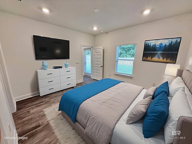 Building Photo - 13756 Shea Cir
