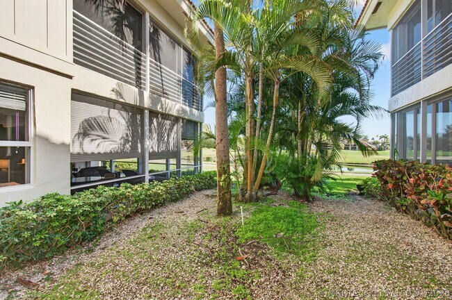 Building Photo - 2512 Coco Plum Blvd