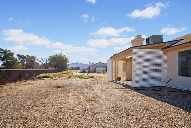 Building Photo - 7751 Larkspur Dr