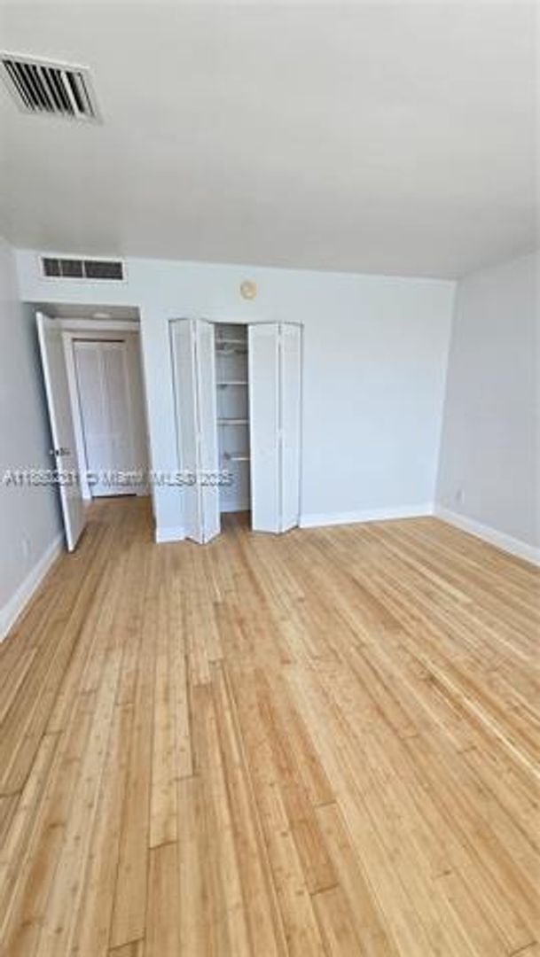 Building Photo - 5600 Collins Ave