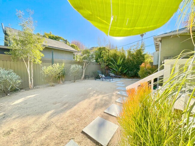 Building Photo - 11914 Ocean Park Blvd