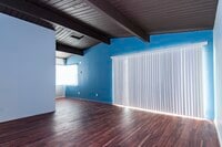 Building Photo - 72458 Sunnyslope Dr