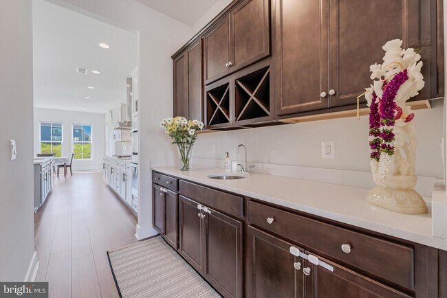 Building Photo - 23765 Fairfield Knl Ct