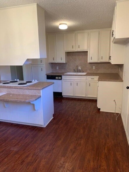 Building Photo - 3314 81st St