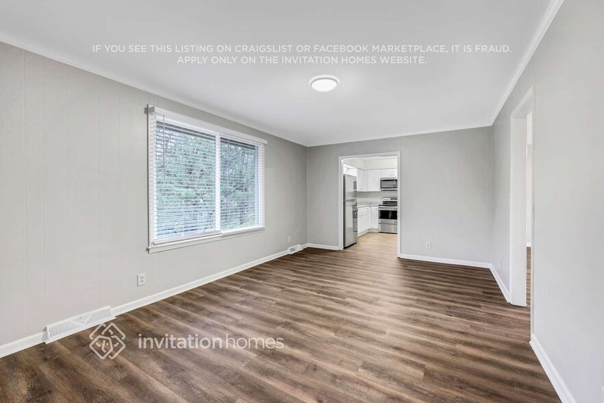 Building Photo - 3291 Niagara Dr