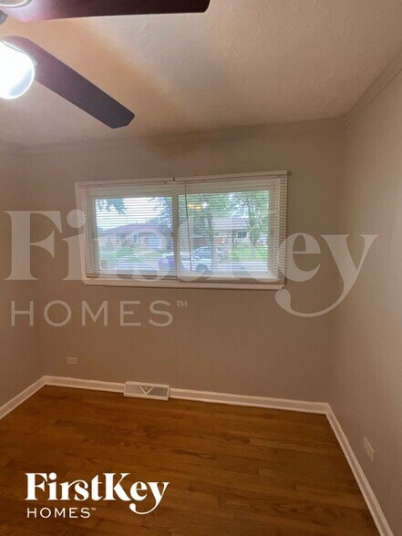 Building Photo - 22728 Ridgeway Ave
