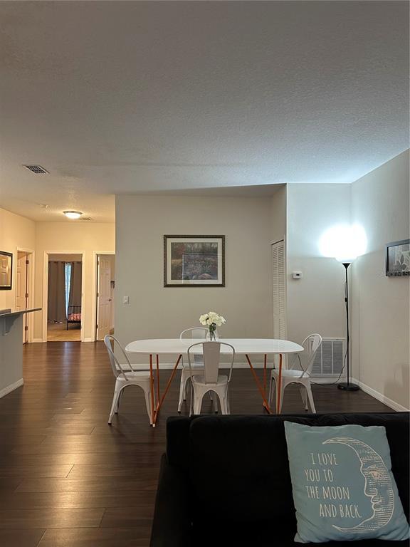 Building Photo - 3123 Sun Lake Ct