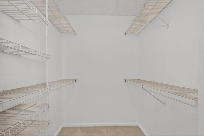 Building Photo - 4992 Sable Pine Cir