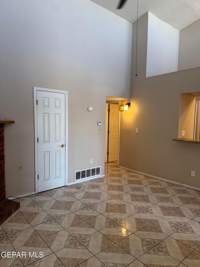 Building Photo - 1333 Trudy Elaine Dr