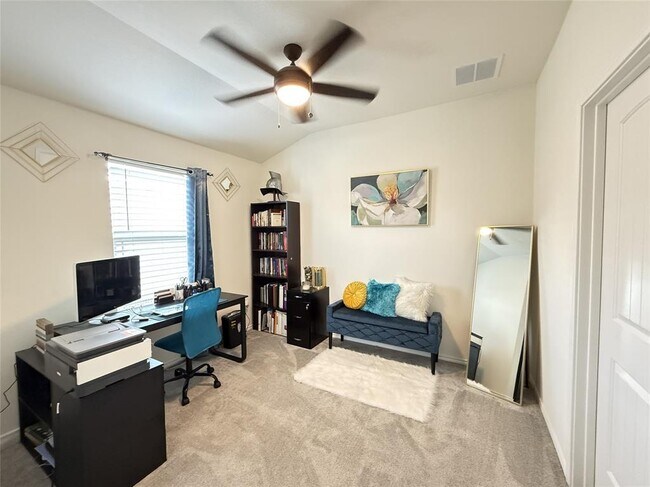 Building Photo - 4644 Padula Dr