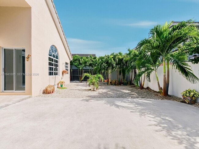 Building Photo - 8714 NW 153rd Terrace