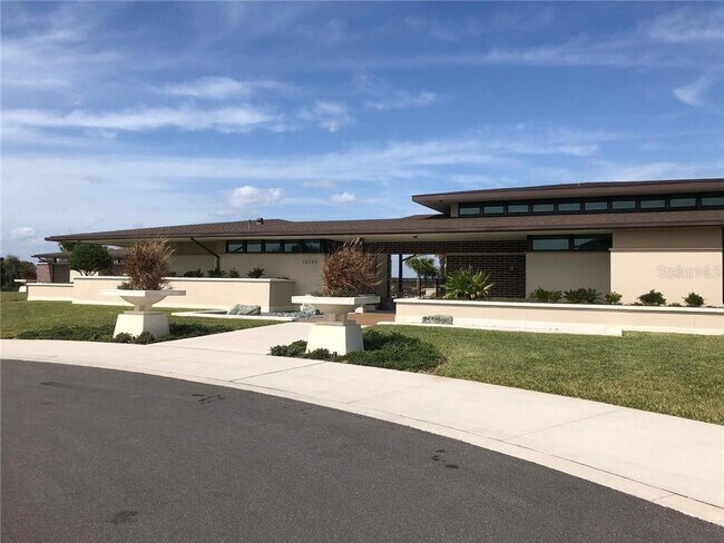 Building Photo - 16419 Olive Hill Dr