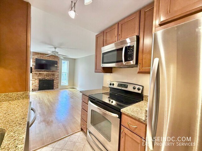 Building Photo - 220 13th St SE