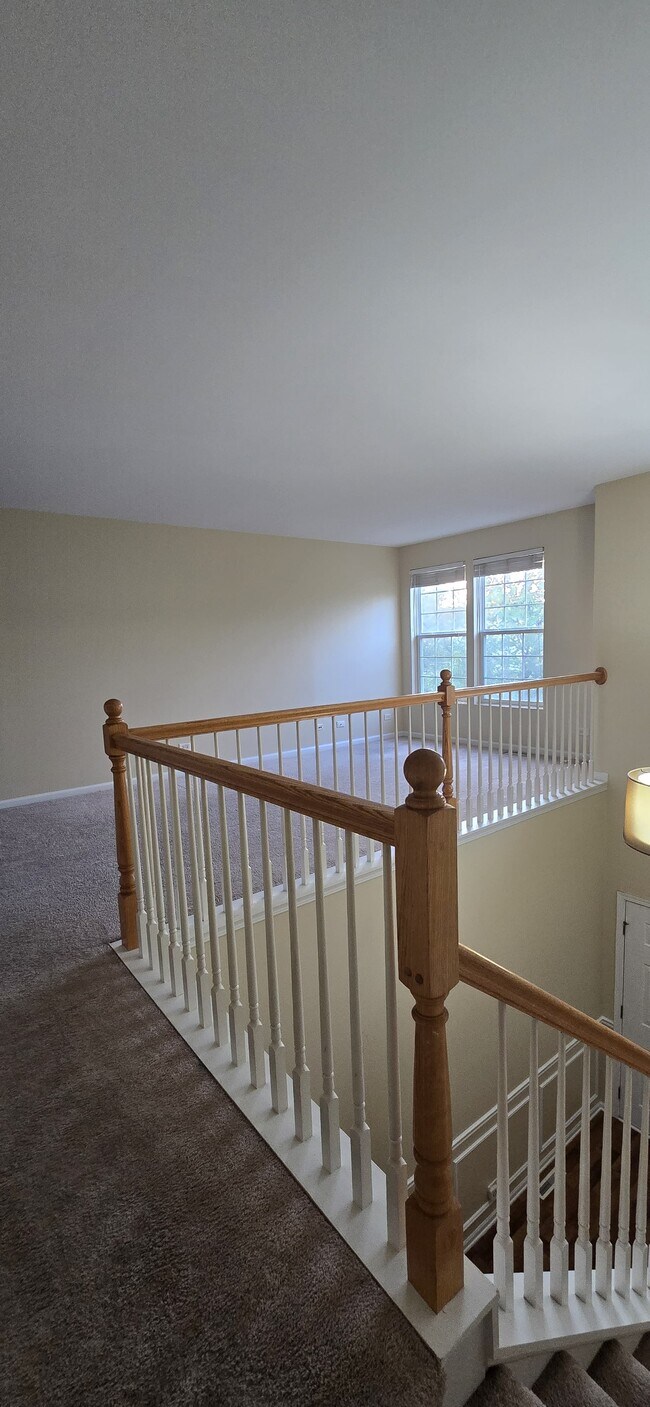 Building Photo - 2986 Peachtree Cir