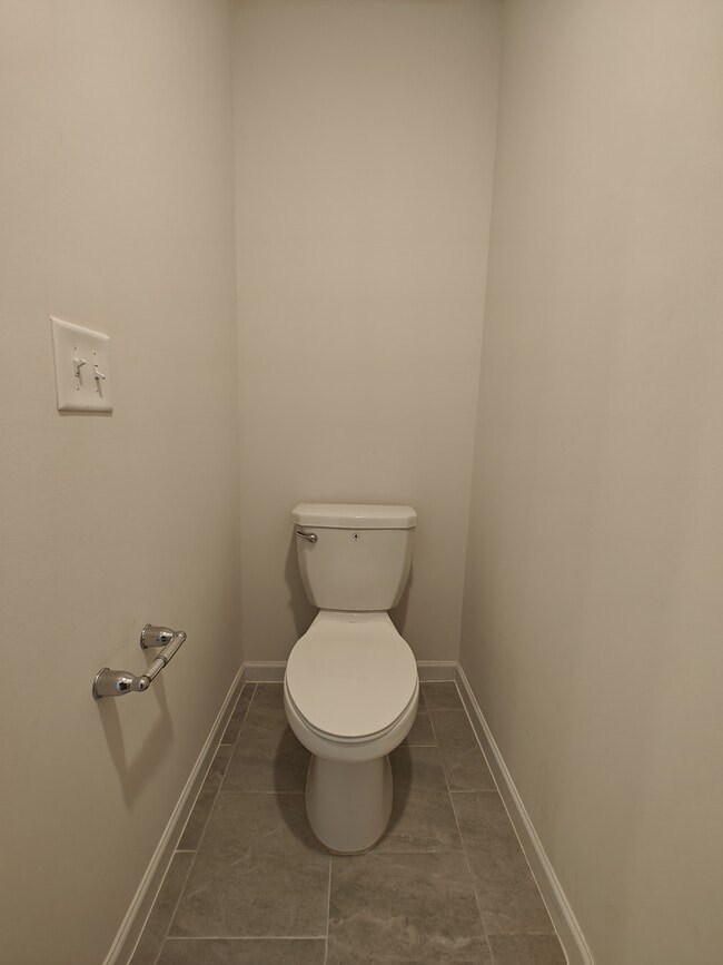 Building Photo - 756 Creekway Dr