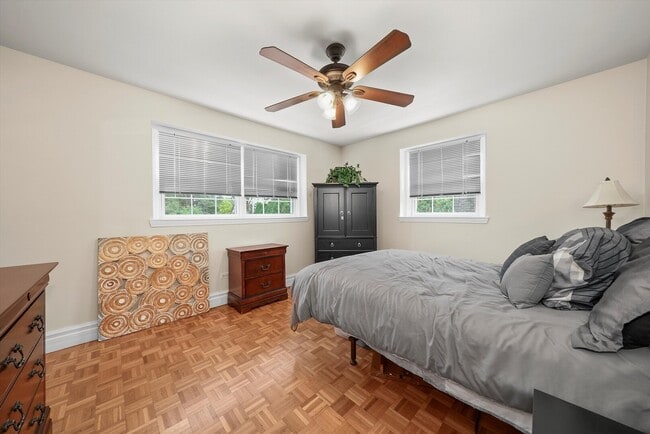 Building Photo - 4407 Howard Ave