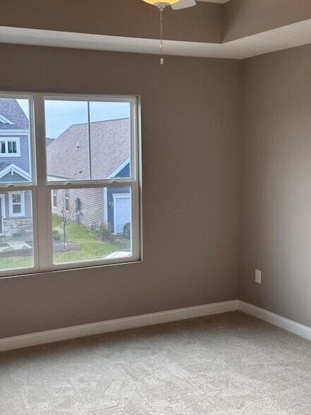 Building Photo - 2027 Aerotrain Ct N